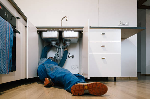 Professional Pipe Repair technician working in Schlater, MS